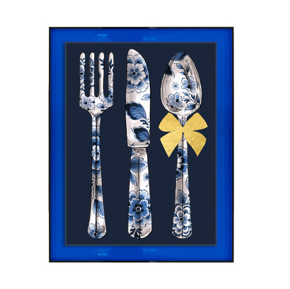 Delftsblauw bestek op blauwe achtergrond